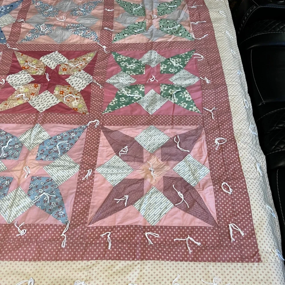 NWOT Pink Stars Hand Tied Quilt